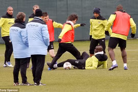 Giggs: Liệu Man City có giải quyết được những áp lực?