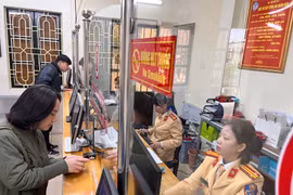 Không để gián đoạn, đứt quãng việc đăng ký xe cho người dân