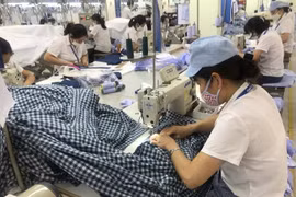Xuất khẩu dệt may Việt Nam vào EU “đổi chiều” vì sao?