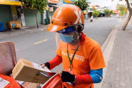 Hà Nội: Người dân đặt thực phẩm online thay vì đi chợ