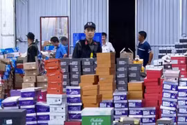 Nhiều thủ đoạn vận chuyển hàng lậu qua đường bưu chính