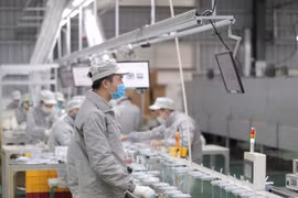 Thu nhập bình quân của người lao động tăng 197.000 đồng trong quý I-2023