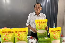 Ông Hồ Quang Cua nộp hồ sơ bảo vệ thương hiệu ST24, ST25 tại thị trường trong nước