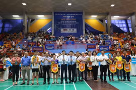 Gần 1.000 vận động viên tham gia Giải Cầu lông học sinh – sinh viên TP Hà Nội mở rộng 