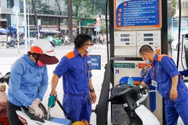 Nhiều doanh nghiệp không nhập đủ lượng xăng dầu được giao