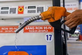 Xăng dầu giảm giá mạnh nhất sau hơn 2 tháng