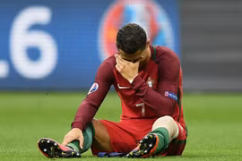 Real Madrid nhận tin dữ về Ronaldo