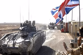Anh triển khai 1.000 quân cùng xe tăng và pháo tới Baltic đối phó Nga