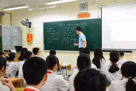 Tháng 4-2025: Áp dụng hàng loạt chính sách quan trọng về tiền lương, giáo viên 