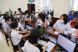 Tháng 11-2024: Áp dụng hàng loạt chính sách mới về tiền lương, thăng hạng viên chức 