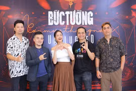 Ban nhạc Bức Tường "chơi" lớn, đưa liveshow "Cơn mưa tháng năm" vào Nhà hát Hồ Gươm