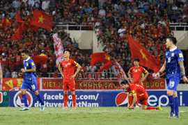 Việt Nam 0-3 Thái Lan: Gục ngã ngay trên sân Mỹ Đình