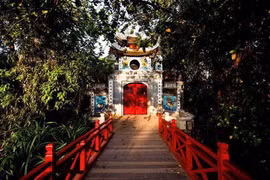 Triển khai chương trình khôi phục du lịch nội địa: An toàn trong bối cảnh sống chung với Covid-19