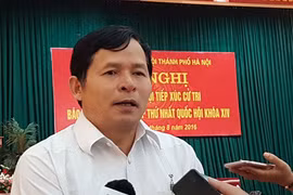 Điều tra thông tin lãnh đạo xã nghèo "tiêu hoang, để nợ tiền tỷ"