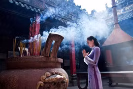 Thị dân đi lễ