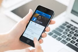 Cai nghiện Facebook khó như bỏ thuốc lá