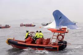 Số người chết trong vụ chìm phà SEWOL lên con số 9