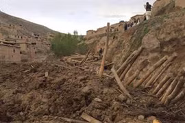 Lở đất kinh hoàng tại Afghanistan, 2.700 người chết