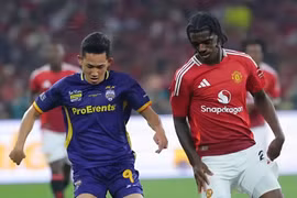 Các tuyển thủ Việt Nam chơi thế nào ở trận thắng Man Utd?