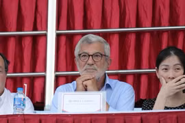 Cựu HLV tuyển Việt Nam Henrique Calisto: "Tôi rất ấn tượng với CLB Công an Hà Nội"