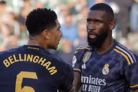 Bellingham và đồng đội Real xô xát trước trận đại chiến Arsenal