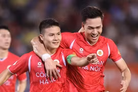 Quang Hải giúp CLB Công an Hà Nội dẫn đầu V-League