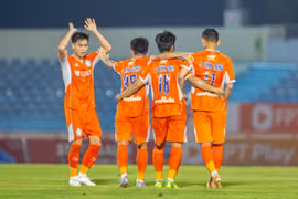 Đà Nẵng lại thắng khó tin, tạm thoát hiểm khỏi đáy V-League
