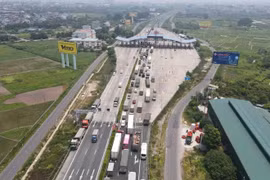 [Tin nhanh tối 26-7-2021] Hà Nội mở thêm "luồng xanh" trên đường Vành đai 3