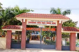 Không làm được bài, học sinh lớp 1 bị cô giáo đánh hằn trên lưng