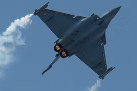 Ấn Độ bắt đầu đàm phán mua chiến đấu cơ Rafale với Pháp