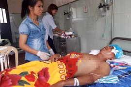 Ông Bình đang được điều trị tại BV NGhi Xuân và đã qua nguy kịch
