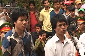Đòi tiền "bảo kê" của công ty cao su, 2 trai bản lĩnh án