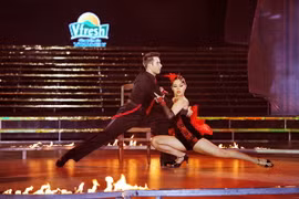 Minh Hằng nóng bỏng trong vũ điệu Tango
