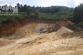 Nhức nhối nạn khai thác “lậu” tài nguyên đất