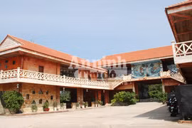 Vụ resort mất trộm đồng hồ tiền tỷ: Bị cắt điện vì còn nợ tiền
