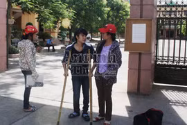 Thí sinh bị liệt do chất độc da cam và ước mơ thành Dược sĩ