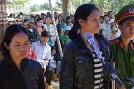 Vợ đồng lõa với người giúp việc giết chồng ngay trên giường ngủ