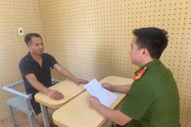 Tạm giữ hình sự 2 đối tượng cưỡng đoạt tài sản