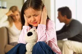 Trẻ bị stress, lớn dễ huyết áp cao