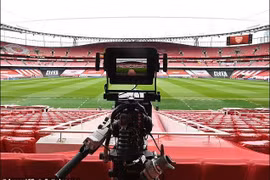Premier League thu nhập kỷ lục từ bản quyền truyền hình