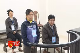 Mâu thuẫn gia đình, em dâu dùng liềm chém chị bị thương