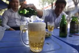 Thái Lan cân nhắc cấm tiếp thị đồ uống có cồn