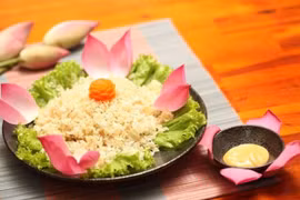 Sao không "cấm cửa"?
