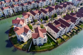 Vinhomes Riverside ra mắt "Biệt thự phố Tây" Hoa Sữa Aroma