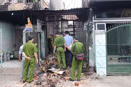 Khởi tố, bắt giam hung thủ tạt xăng đốt người yêu 