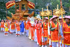 Tôn vinh giá trị cội nguồn dân tộc