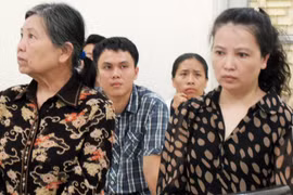 Hai mẹ con xảo trá đổ vấy tội cho nhau