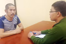 Thu 25 thùng tôn đựng hàng chục nghìn “sổ đỏ” của đường dây lừa đảo