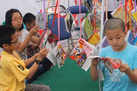 Hội chợ sách cho thiếu nhi dịp 1-6