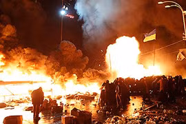 Tổng thống Ukraine tuyên bố sẽ tổ chức bầu cử sớm: Dấu hiệu hạ nhiệt căng thẳng